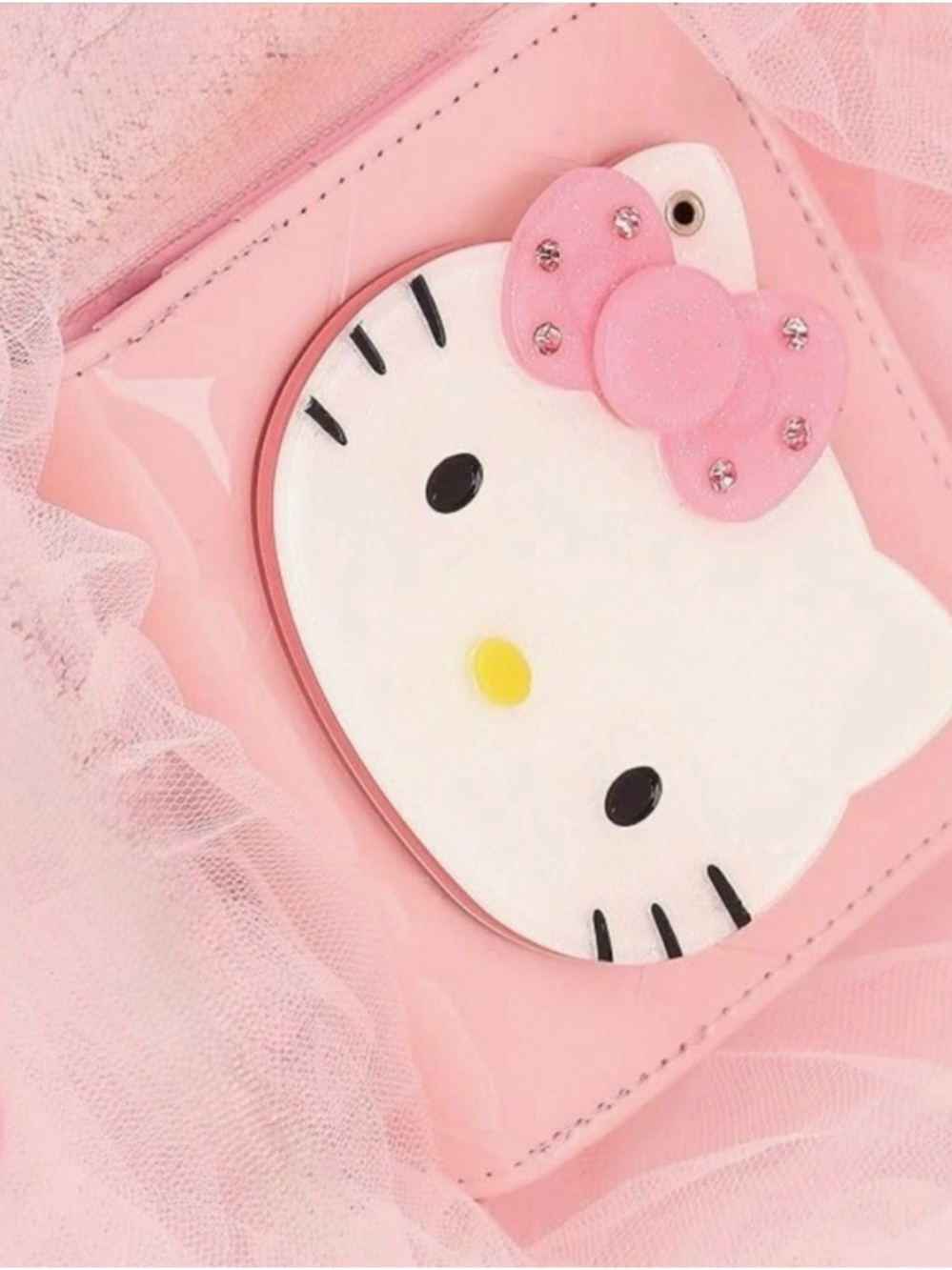 NWT Hello Kitty Blush Pink Wallet with Glitter Mirror